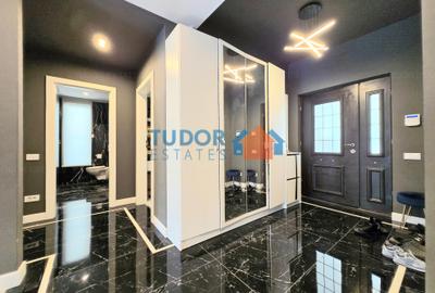 Fully Renovated 7 Bedroom Villa in Oxford Gardens with Private Swimming Pool - 12