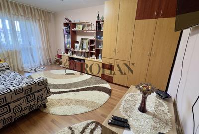 Apartament 3 camere, loc de parcare, Zona Mercur, Str. Vânătorilor - 2