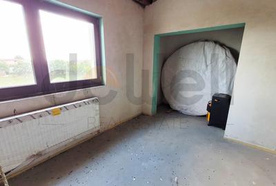 Casa individuala la rosu | Becicherecu Mic |Teren 2000 mp|Comision 0% - 20