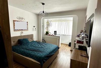 Apartament cu 4 camere decomandat, mobilat în Circumvalațiunii