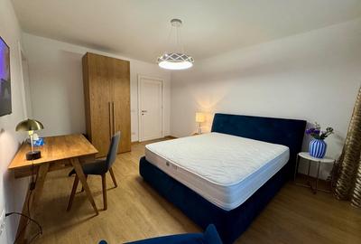 Apartament cu 2 camere decomandat, mobilat în Cornișa