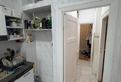 Apartament 3 camere, etajul 2, 78mp, 2 balcoane, bloc interbelic - 17