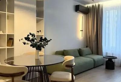 Apartament cu 2 camere decomandat în Theodor Pallady