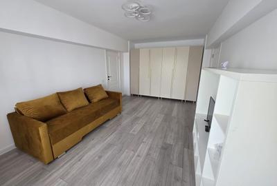 Apartament cu 3 camere semidecomandat, mobilat în Uverturii