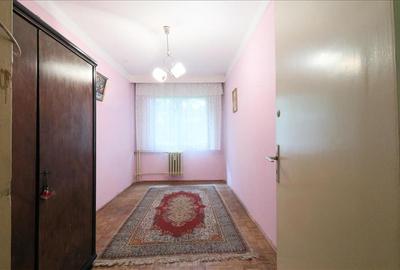 Apartament de 3 camere decomandat, etaj 2 din 4, Odeon Podu Ros - 8