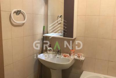 Calea Turzii : Apartament 1 Camera | Decomandat | Balcon | Etaj 1 - 4