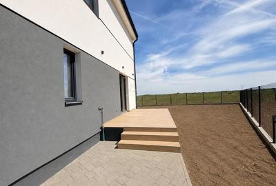 COMISION 0! Duplex finalizat. 5 camere, 3 bai. Panouri fotovoltaice. - 3