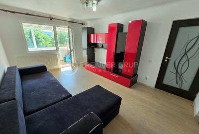 Apartament cu 4 camere decomandat în Cug