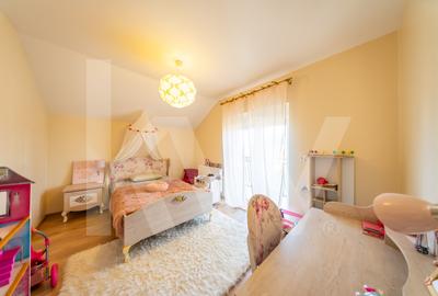 Vila cu 5 dormitoare și grădină generoasă, perfectă pentru familia ta! - 33