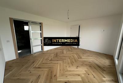 Casa Noua P+1 550 mp teren 3 bai 4 dormitoare Garaj Finisata intern mobila buc - 16
