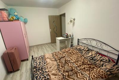 Apartament cu 3 camere semidecomandat în Gheorgheni