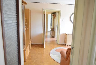 De inchiriat  apartament ultracentral cu garaj - 3