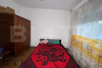 Apartament cu 3 camere decomandat, mobilat în Minerul