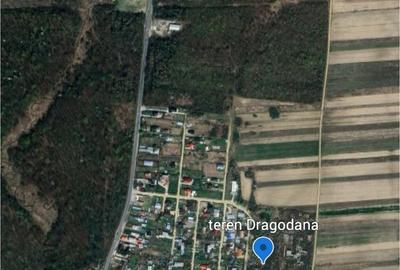 Teren generos cu forma aproape patrata la 15 minute de Targoviste - 2