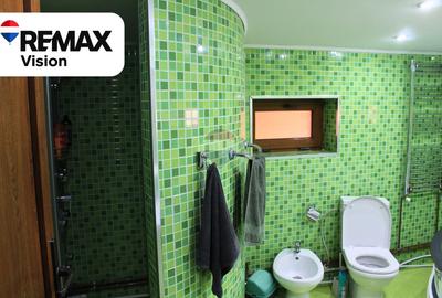 Casă / Vilă cu 8 camere de vânzare - 11