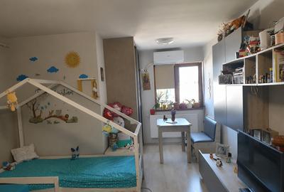 Garsonieră decomandată în Brătianu