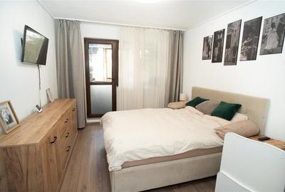 Apartament de vanzare cu 3 camere(transformat din 4 camere) pe Bld Dacia - 2