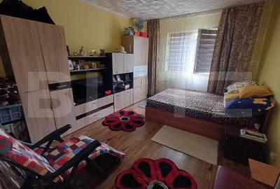 Apartament cu 2 camere decomandat, mobilat în Plopilor