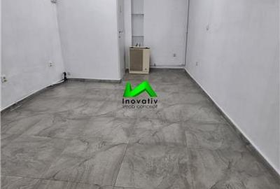 Spațiu comercial, de 18 mp, în Central