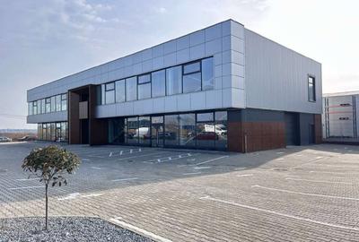 Spațiu comercial, de 1,274 mp, în Tomești