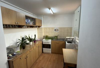 Apartament cu 2 camere decomandat, mobilat în Blaj