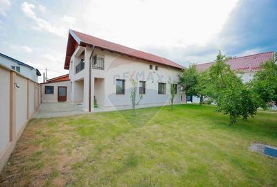 Casă / Vilă de vânzare cu 7 camere, în Haieu - 12