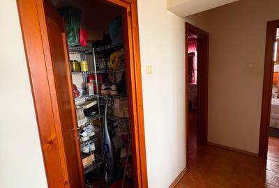 Apartament spațios cu 3 camere | Bulevardul Unirii | Etaj 6 / lift | Centrală p - 9