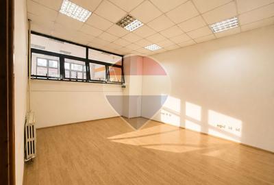 Spațiu de birouri zona centrala - langa primarie - 19
