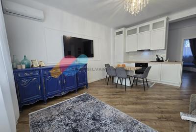 Apartament cu 3 camere decomandat, mobilat în Central