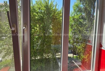 ETAJ 1,Micro  3 Târgoviște,  vânzare apartament 3camere - 10
