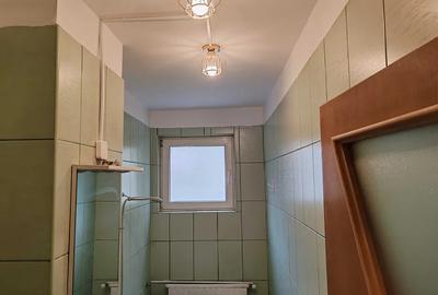 Garsoniera de inchiriat bloc dupa anii '80 Tineretului metrou 10' - 5