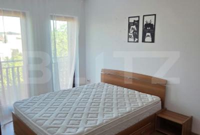 Apartament cu 3 camere semidecomandat, mobilat în Între Lacuri