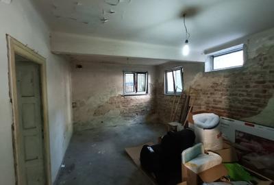 TITULESCU - langa Clinica 32 vanzare casa 230 mp - 16