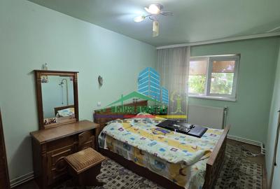 Apartament 3 camere, decomandat, 72 mp | Etajul 1 | Bld Independentei - 12
