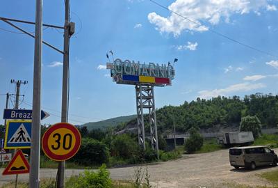 De vanzare spatiu comercial - COMARNIC la DN1 - 13