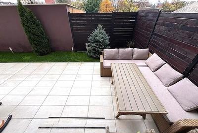 Apartament cu 3 camere decomandat, mobilat în Sisești