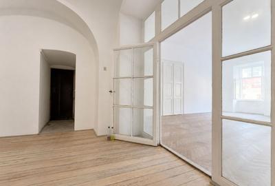 0 % Comision, 2 camere, parcare  - cladire an 1654 - Centru istoric - 10