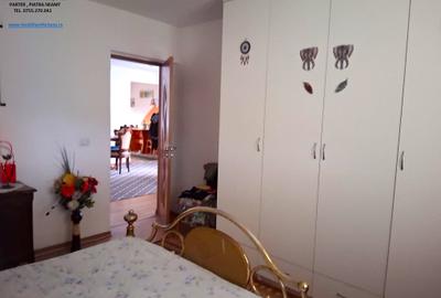 Casa cu teren generos in D-va Rosie-confort,liniste si spatiu pentru familie - 8