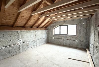Casa de vanzare la rosu | 180 mp | 710 mp teren | Blaj - 1