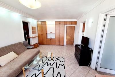 Vanzare apartament 2 camere Calea Victoriei Sala Palatului etaj 8/9 bloc 1960 - 2