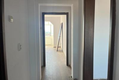 Lugoj, Apartament 3 Cam., 84 Mp., Semidecomandat, et.6, Central Blocul Postei - 24