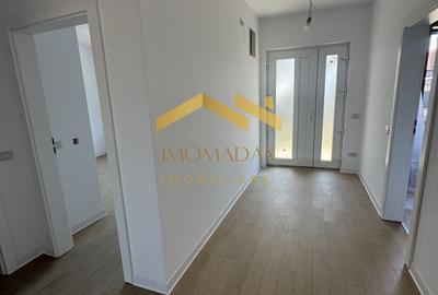-Casa individuală -4 camere -2 băi - - 17