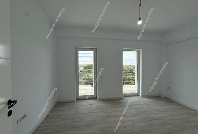 Apartament cu 2 camere în Mircea cel Bătrân