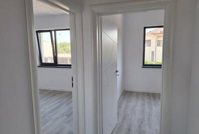 Palazu Mare , Vila D+P+E+Pod 130m2 La cheie , Aleea Platanului - 4