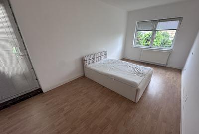 CASA DE INCHIRIAT I 4 CAMERE I 2 BAI I BUCATARIE I CETATE I NEMOBILATA - 12