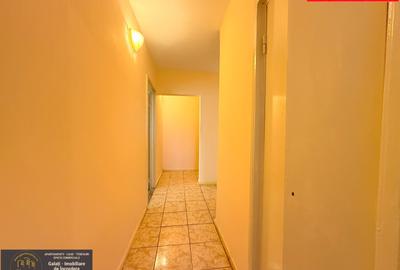 EXCLUSIVITATE: Apartament 2 camere în Micro 17 – Vedere dublă și potențial excel - 3