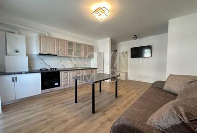 Apartament cu 3 camere semidecomandat, mobilat în Șelimbăr
