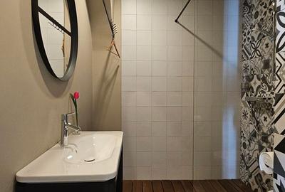 Apartament spectaculos de închiriat 4 camere 4 băi Centrul Istoric - 18