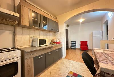 Apartament cu 2 camere decomandat în Soarelui