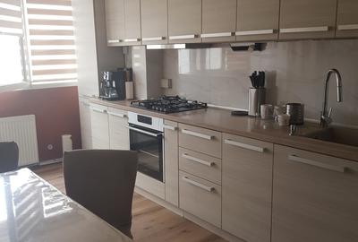 Apartament cu 2 camere decomandat în Mărăști